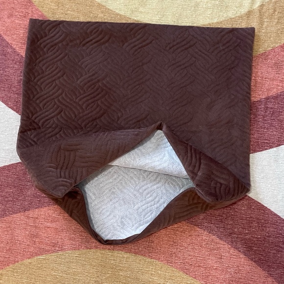 Set of 2 20” x 20” Pillow Covers - Picture 2 of 5